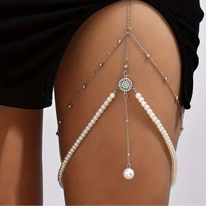 Jeweled Layer Garter